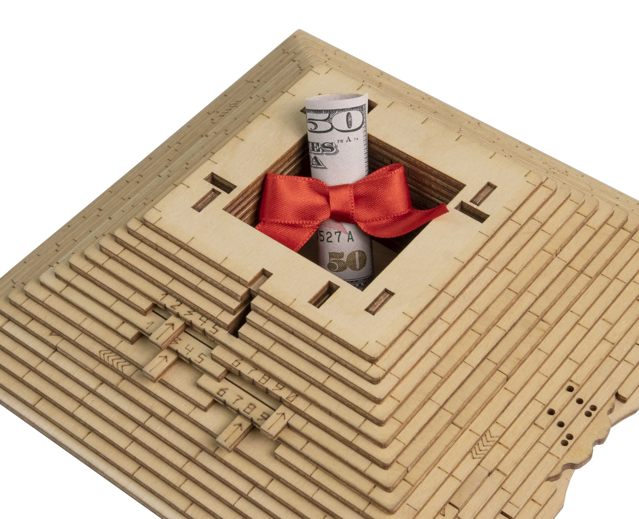 Fotos und Abbildungen von Quest Pyramid. ESC WELT.